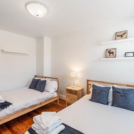 3Br Colonial House With Parking By Cozysuites Alexandria Extérieur photo